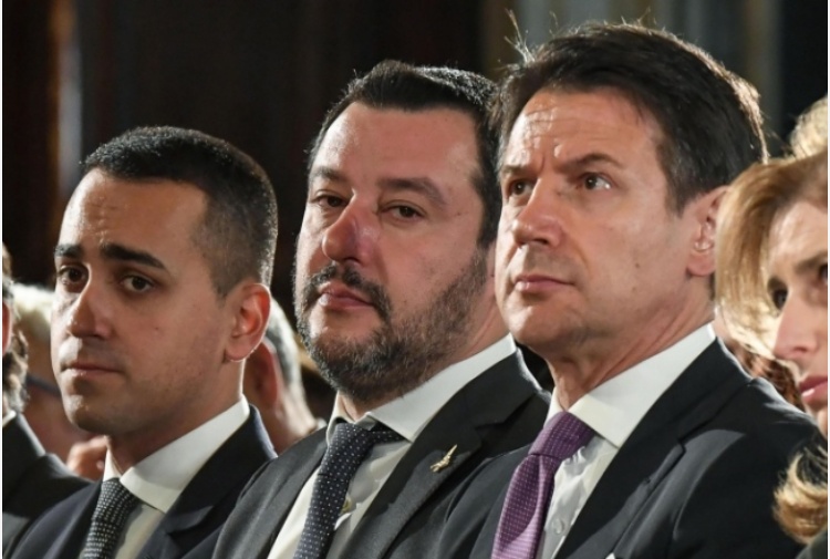 Di Maio, Salvini, Conte: il governo è appeso a un filo