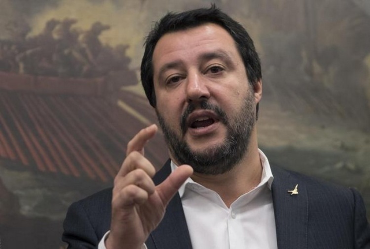 [Il retroscena] Salvini al bivio, al governo con il Pd di Renzi nella grande coalizione o in Parlamento sarà il caos